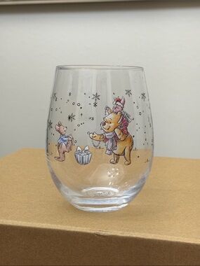 Winnie the Pooh Holiday Stemless Wine Glass - Clear